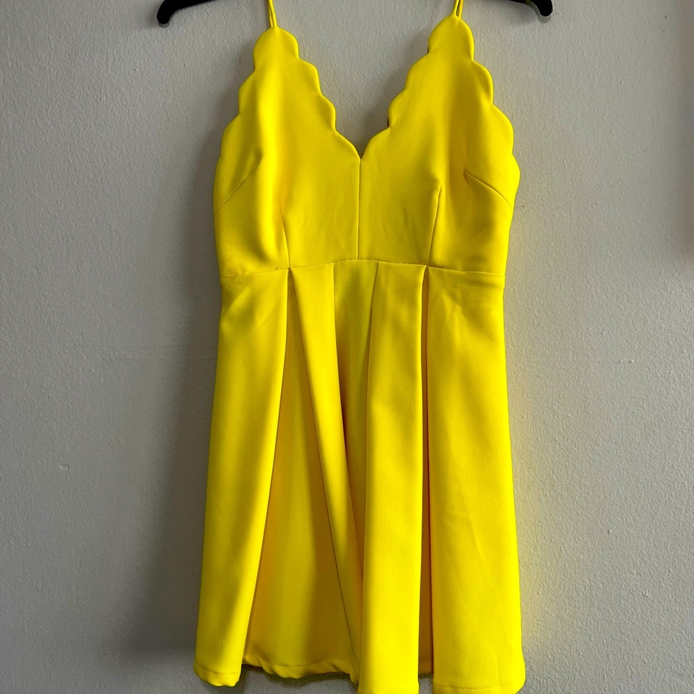 Fabulous Yellow cocktail dress!